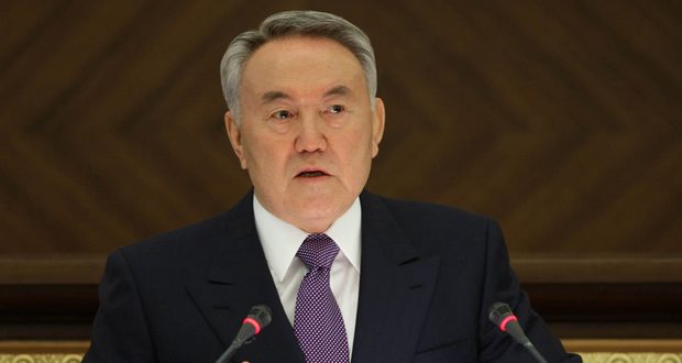 ნურსულთან ნაზარბაევი: ნავთობის ფასი 30-40 დოლარამდე შემცირდება